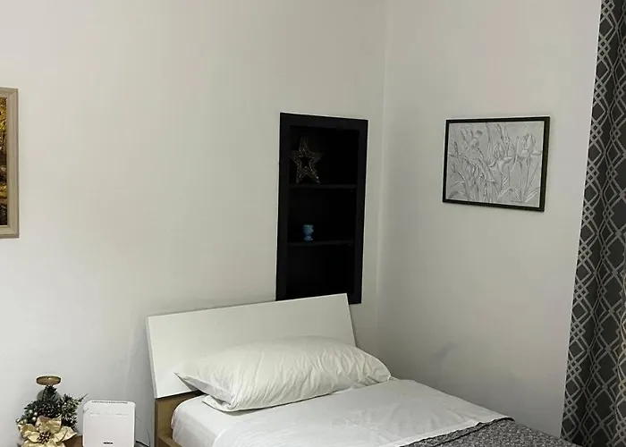 公寓 Cozy Nest Ledi 地拉那